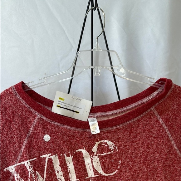 Cowgirl Tough, Red Wine Graphic Sweatshirt, size Medium, shoulder shirt - Picture 5 of 8